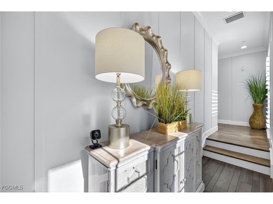 6541 Dominica Drive #201 Naples FL 34113 2025011576 image2