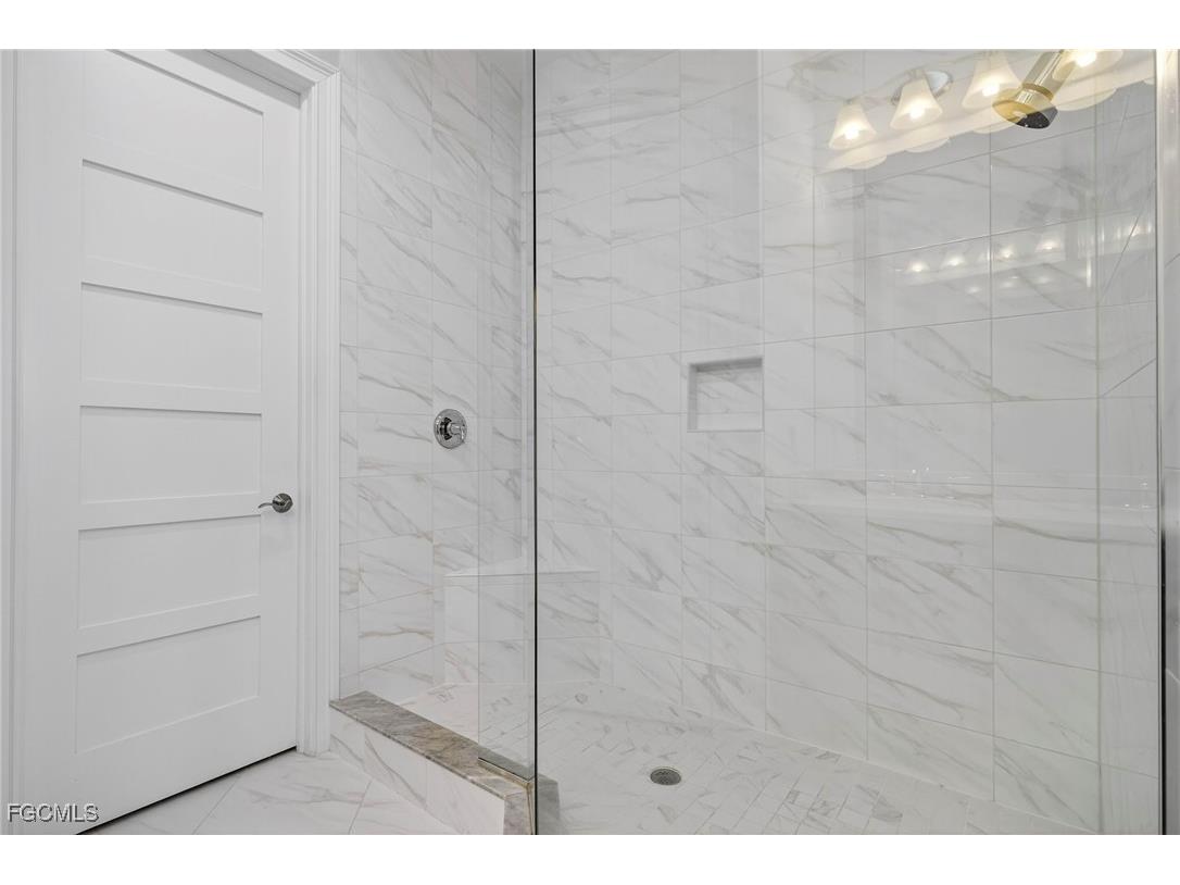 6541 Dominica Drive #201 Naples FL 34113 2025011576 image21