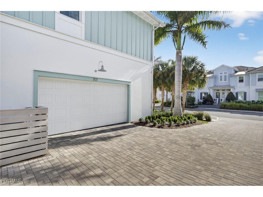 6541 Dominica Drive #201 Naples FL 34113 2025011576 image30