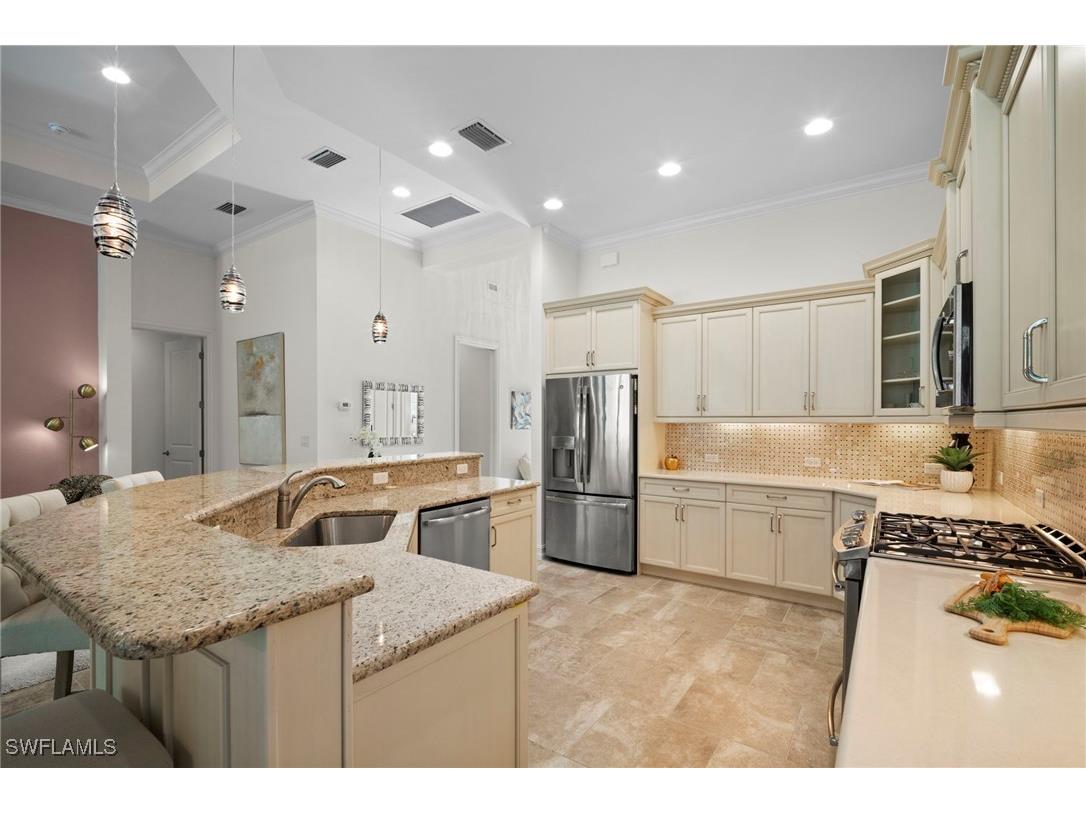 6541 Roma Way Naples FL 34113 225072634 image10