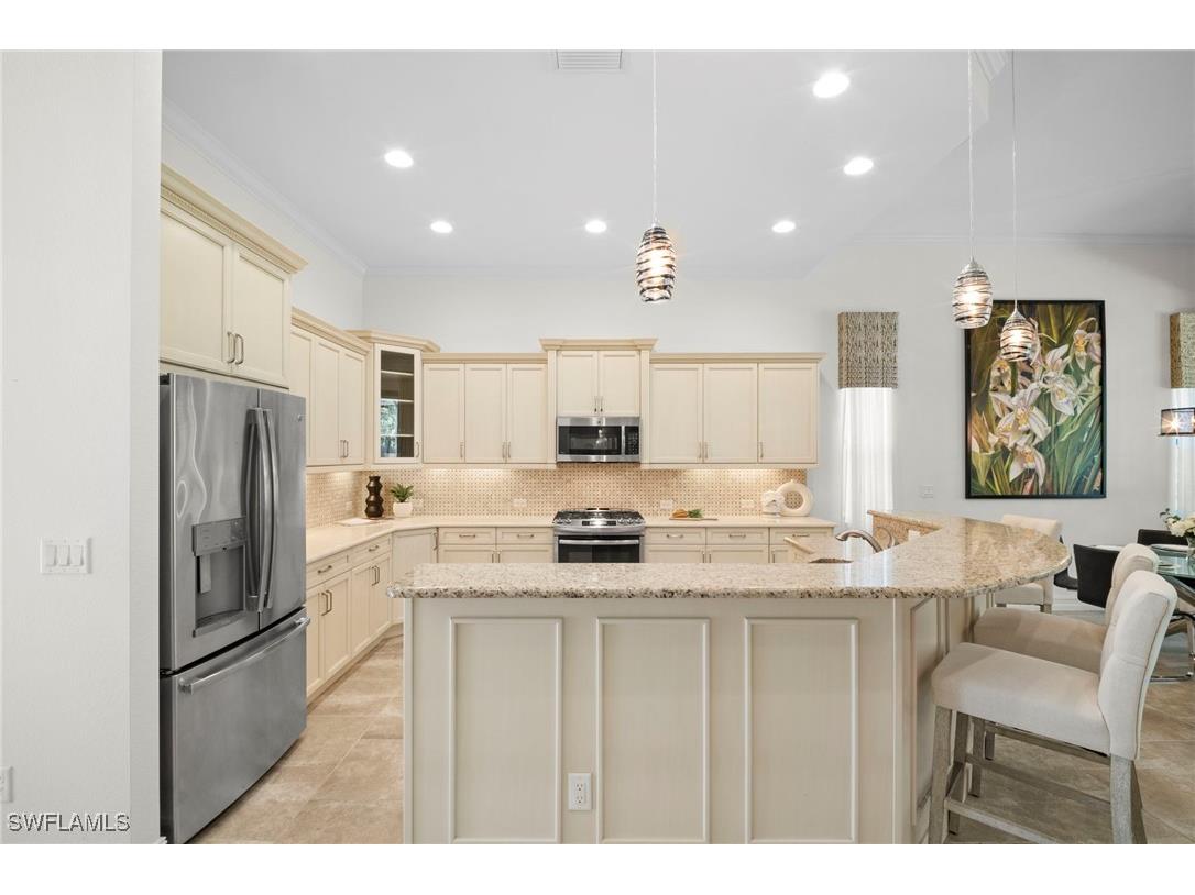 6541 Roma Way Naples FL 34113 225072634 image8