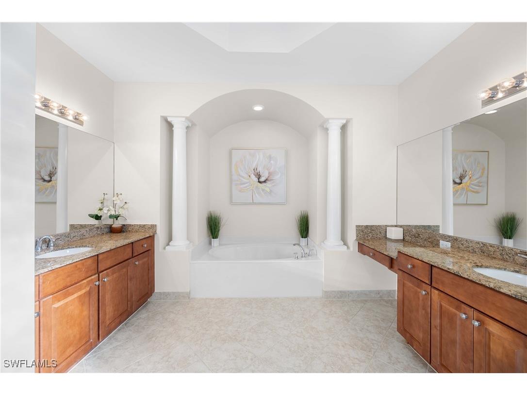 6542 Marbella Drive Naples FL 34105 225075917 image21