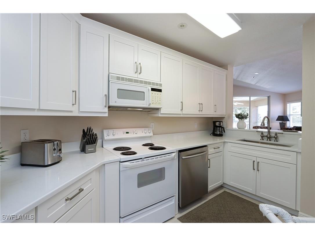 6544 Huntington Lakes Circle #9-204 Naples FL 34119 225075963 image9