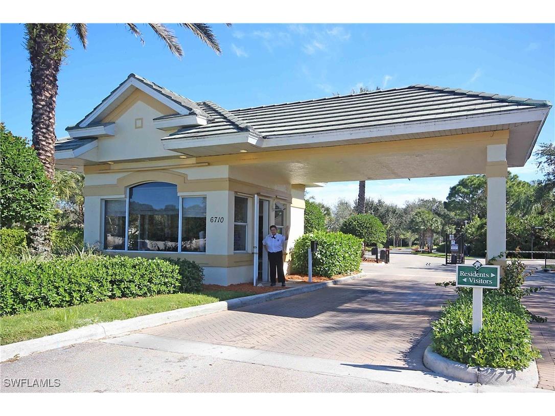 6545 Chestnut Circle Naples FL 34109 225044621 image3