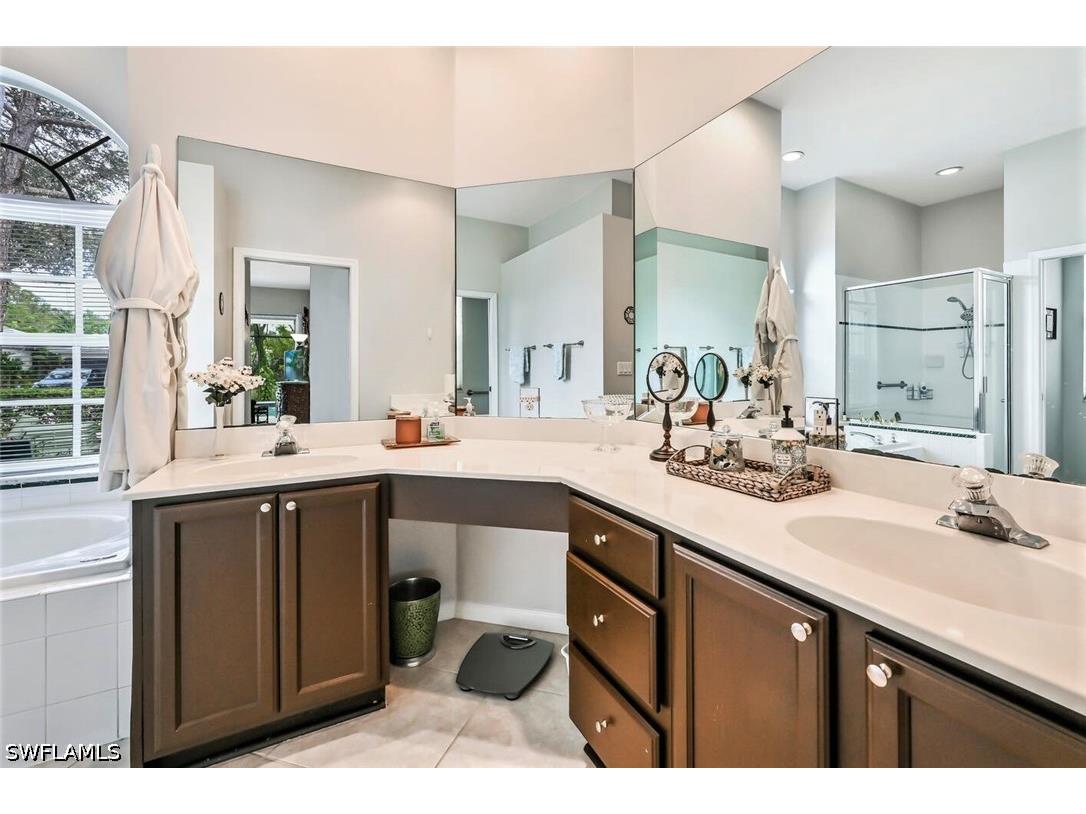 6545 Chestnut Circle Naples FL 34109 226014445 image20