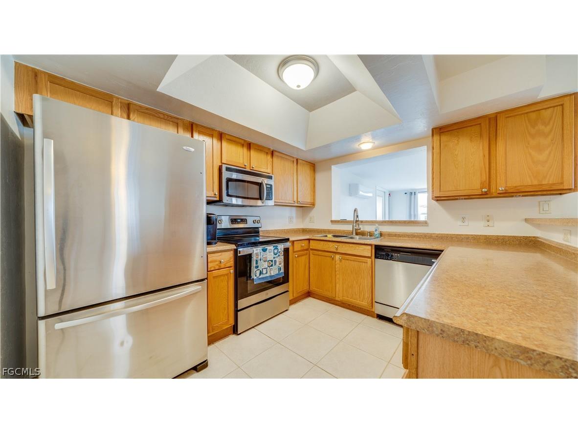 6549 Duquesne Drive Fort Myers FL 33919 2026011568 image10