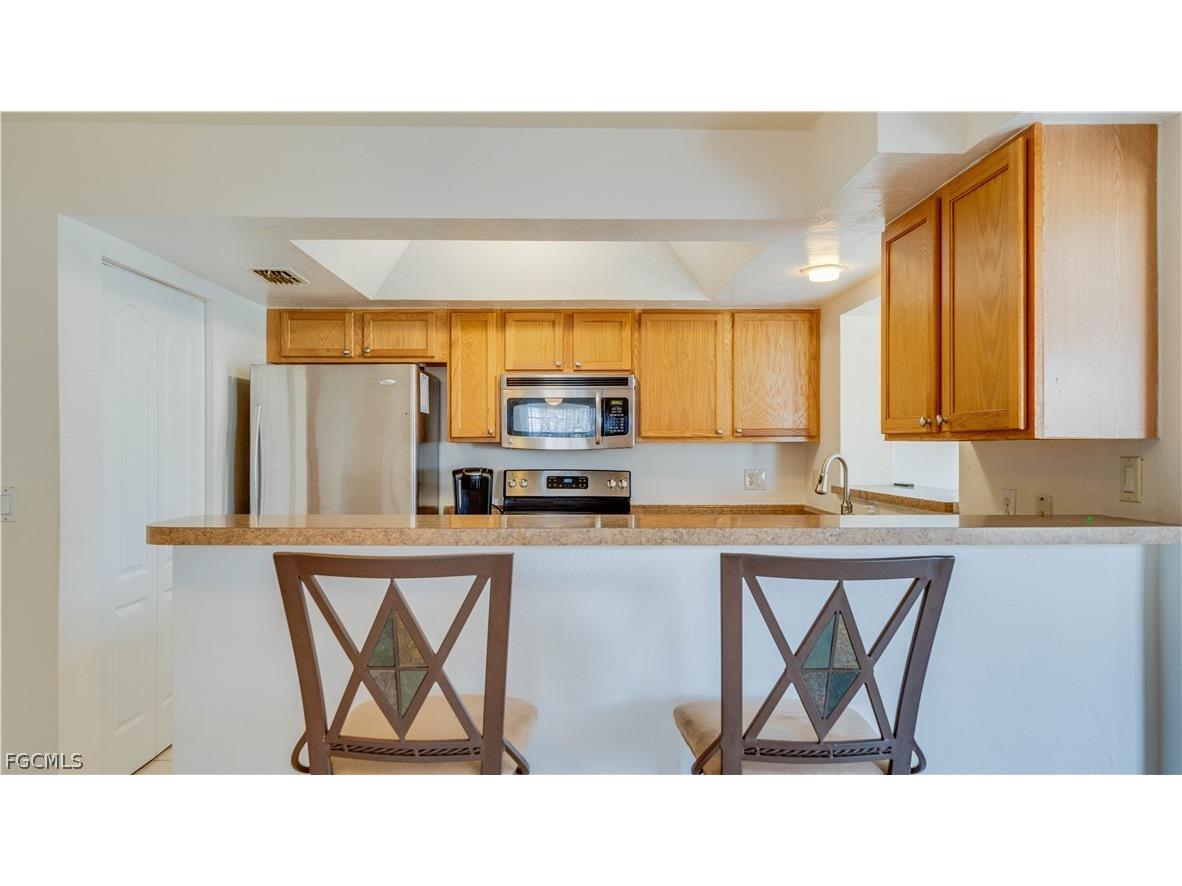 6549 Duquesne Drive Fort Myers FL 33919 2026011568 image14