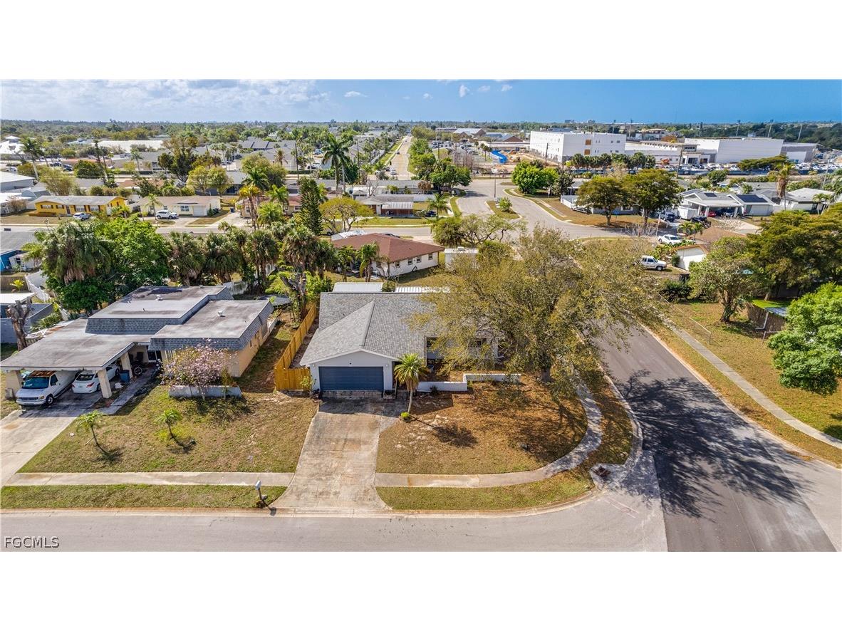 6549 Duquesne Drive Fort Myers FL 33919 2026011568 image47