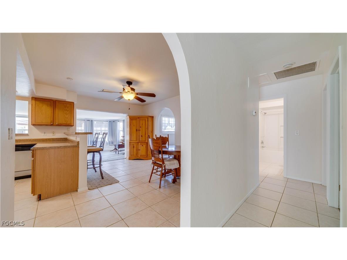 6549 Duquesne Drive Fort Myers FL 33919 2026011568 image7