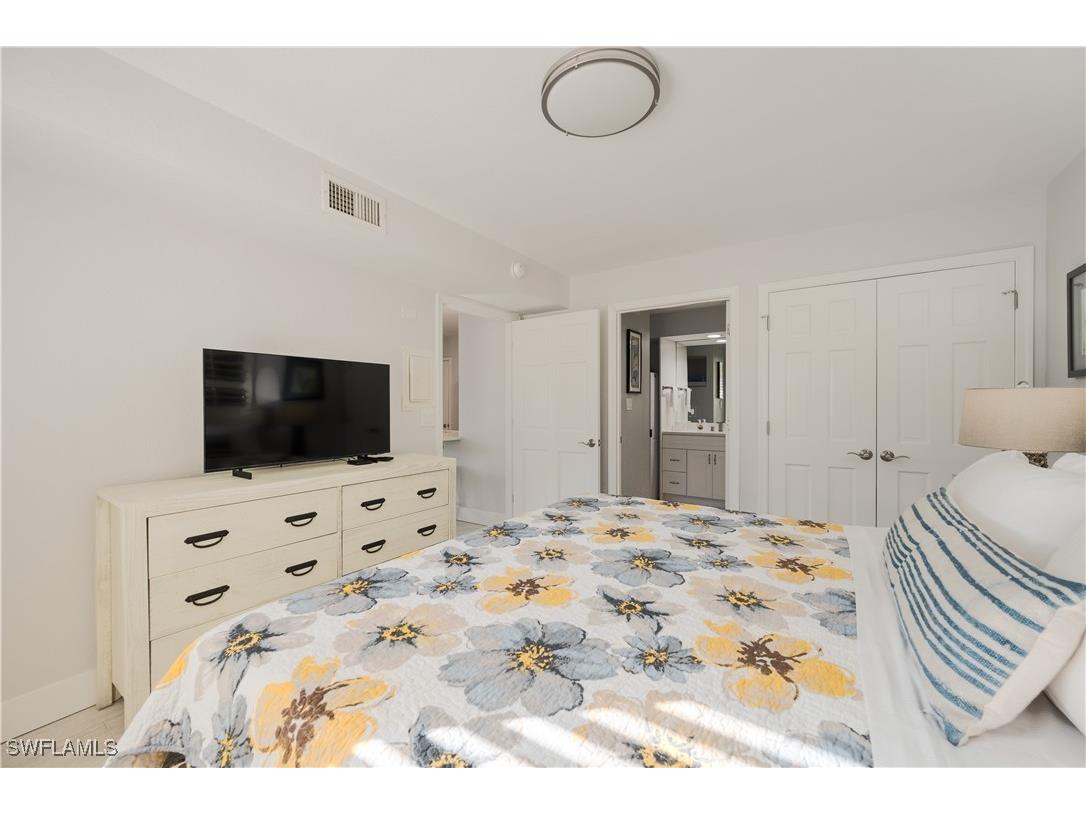 655 8th Avenue S #3 Naples FL 34102 225016492 image10