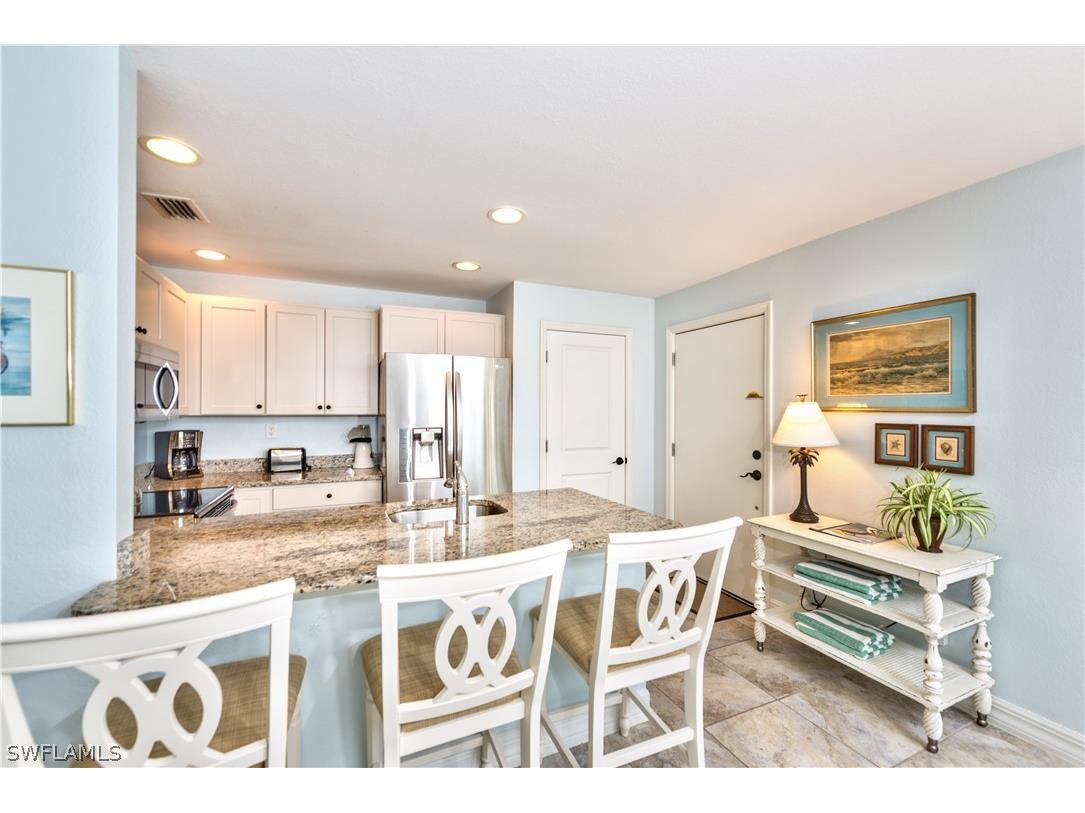 655 8th Avenue S #5 Naples FL 34102 222069270 image1