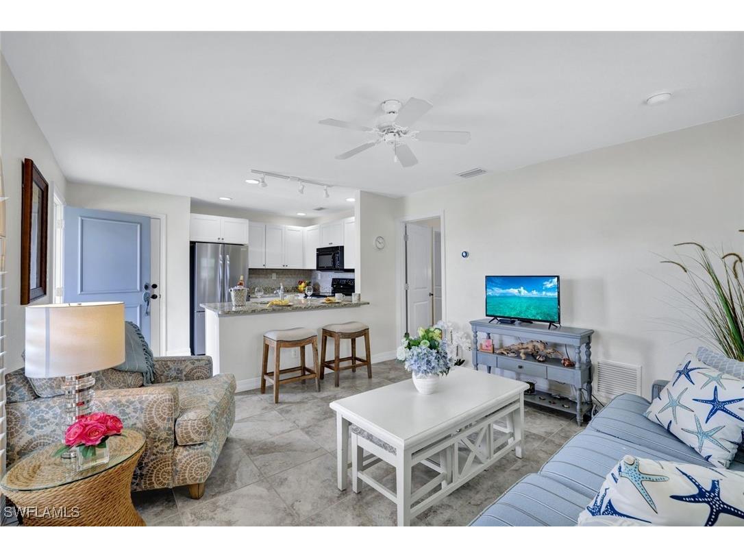 655 8th Avenue S #6 Naples FL 34102 225079095 image1