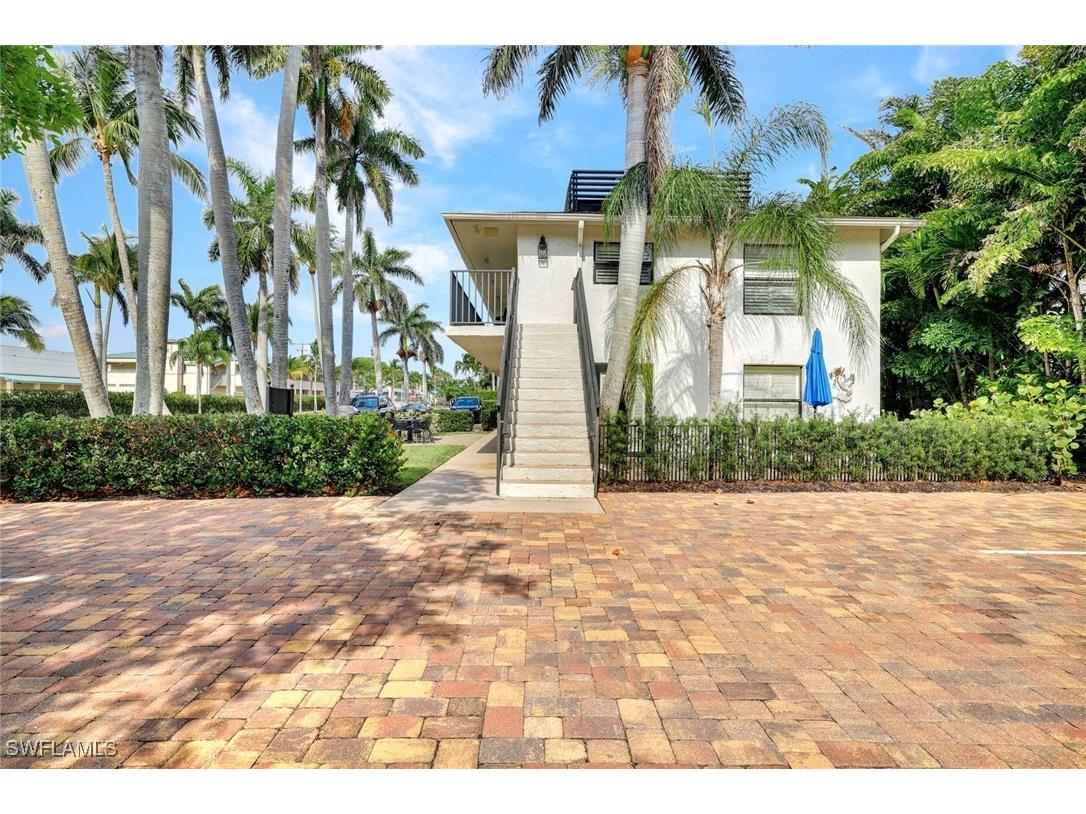 655 8th Avenue S #6 Naples FL 34102 225079095 image18