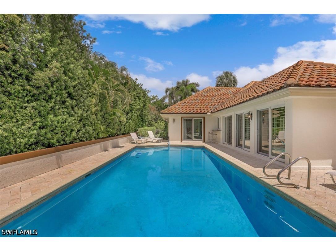 655 Galleon Drive Naples FL 34102 226019050 image1