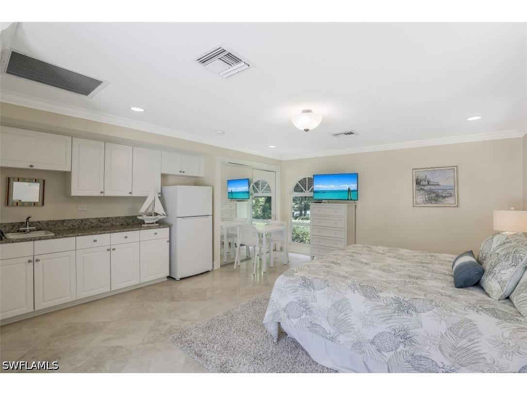 655 Galleon Drive Naples FL 34102 226019050 image21