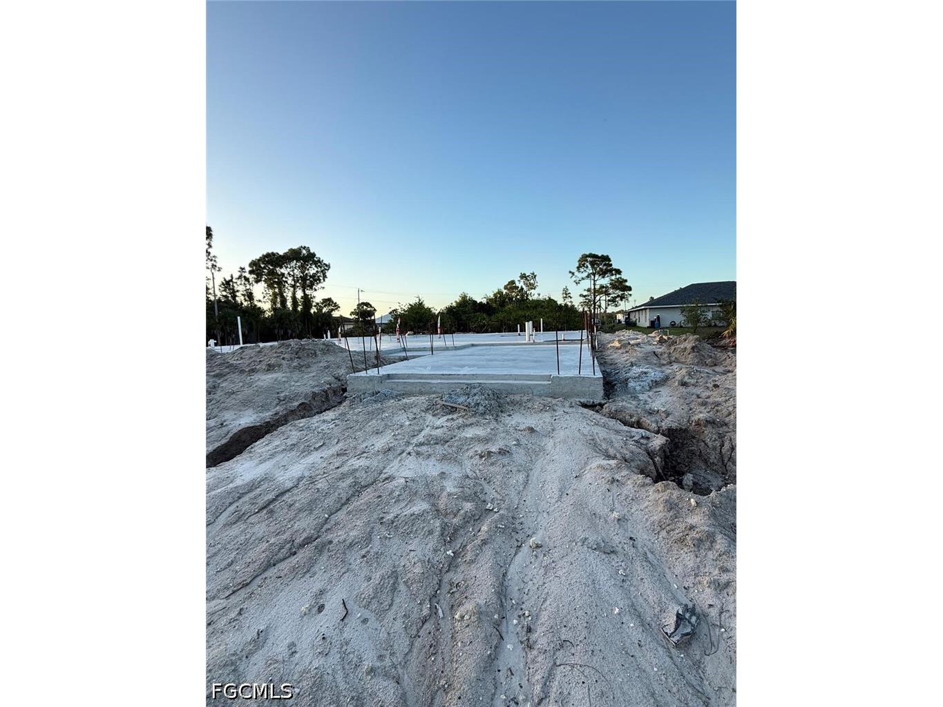 655 Grant Boulevard Lehigh Acres FL 33974 2026016139 image8