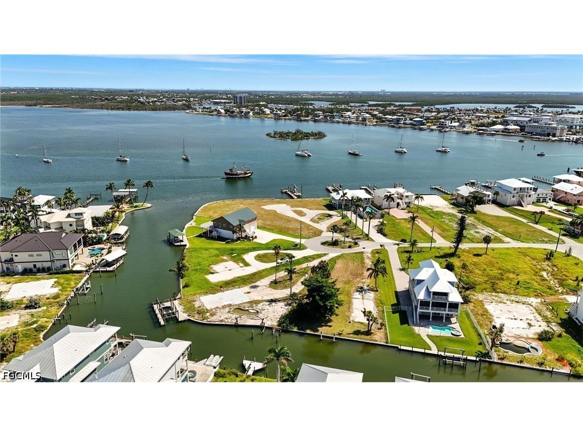 655 Matanzas Court Fort Myers Beach FL 33931 2026018660 image4