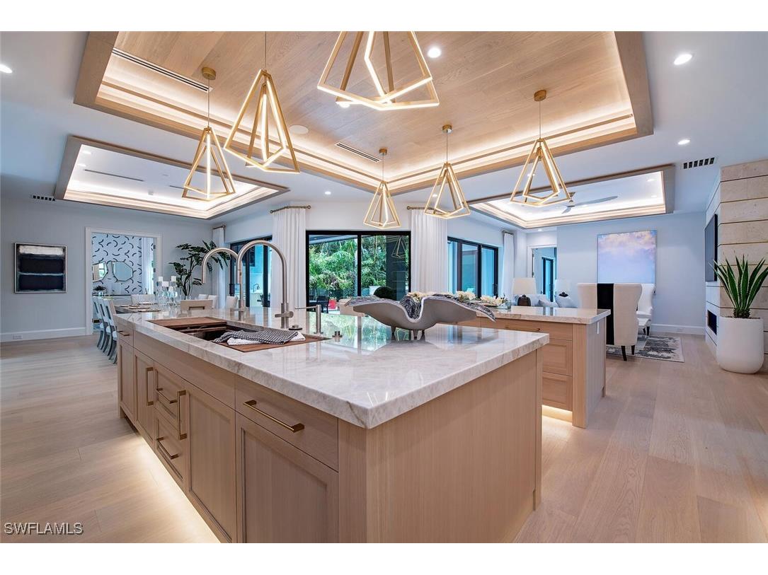 655 Parkview Lane Naples FL 34103 225057670 image13