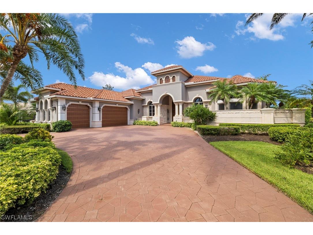 655 Venezia Grande Drive Naples FL 34119 223048256 image1