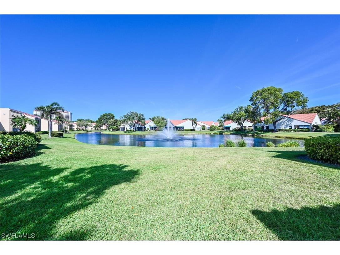655 Windsurf Lane #B-202 Naples FL 34108 223025189 image1