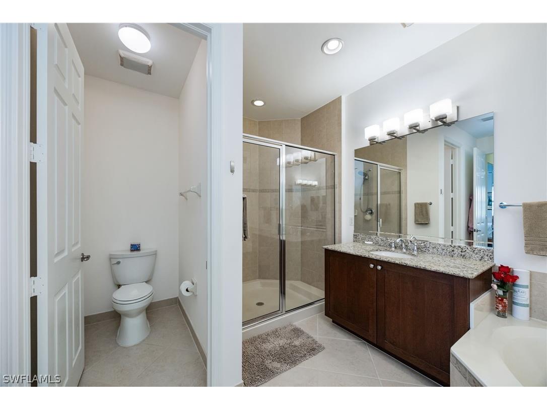 6553 Monterey Point #204 Naples FL 34105 226006864 image20