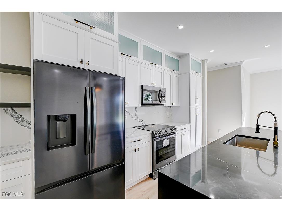 656 Crabtree Court Lehigh Acres FL 33974 2025019677 image10