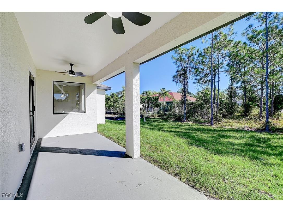 656 Crabtree Court Lehigh Acres FL 33974 2025019677 image31
