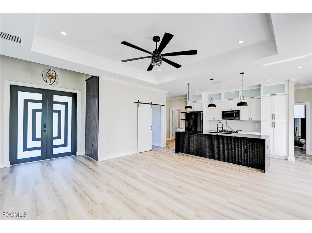 656 Crabtree Court Lehigh Acres FL 33974 2025019677 image6