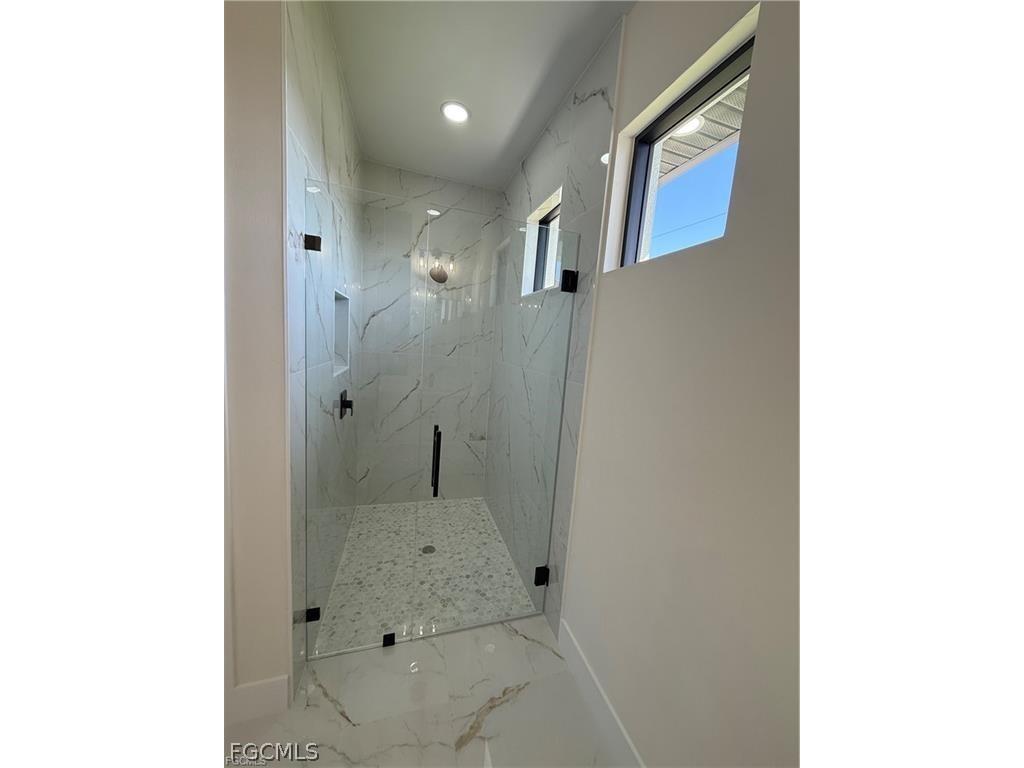 656 Foxchase Drive Lehigh Acres FL 33974 2025019490 image32
