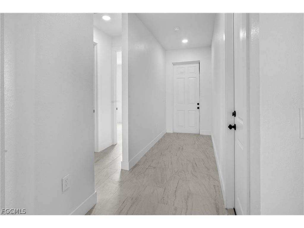 656 Grant Lehigh Acres FL 33974 2026007853 image6