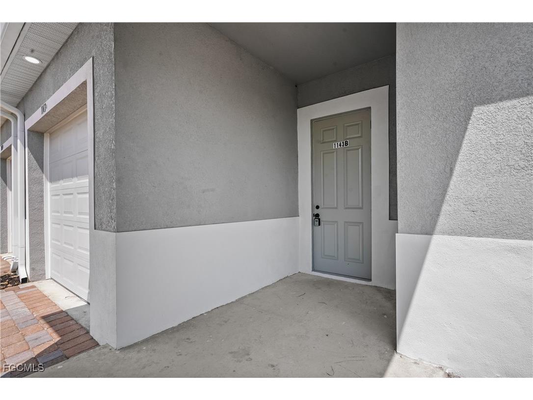 656 Grant Blvd Lehigh Acres FL 33974 2025008151 image11