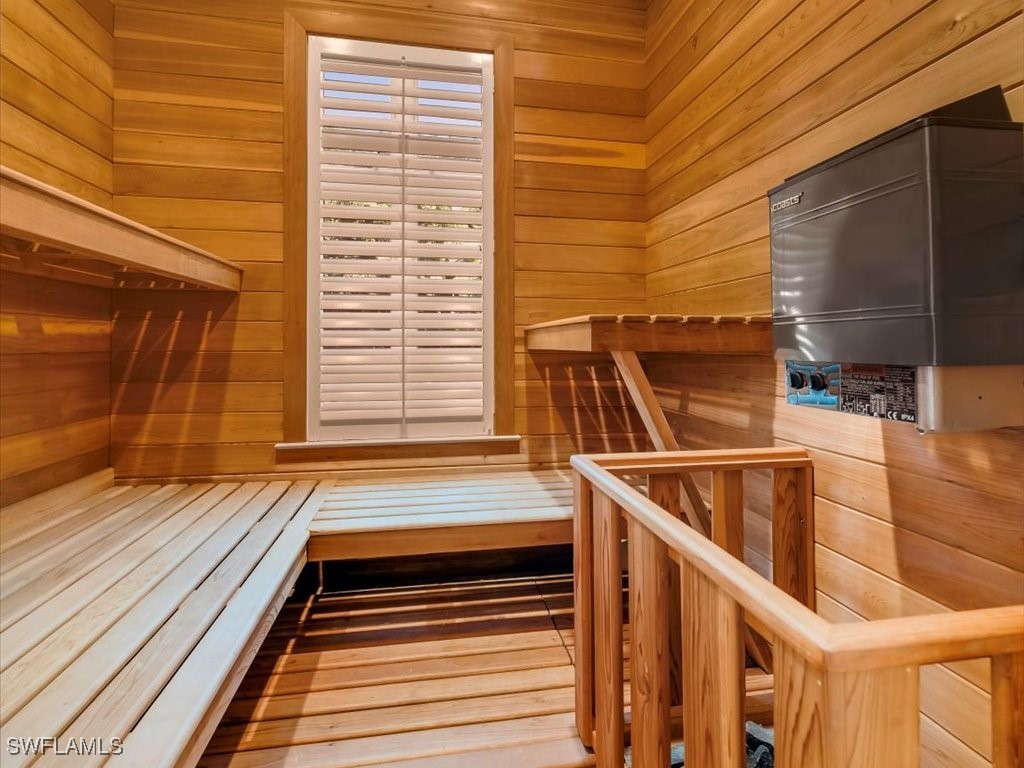 656 Hickory Road Naples FL 34108 225074817 image34