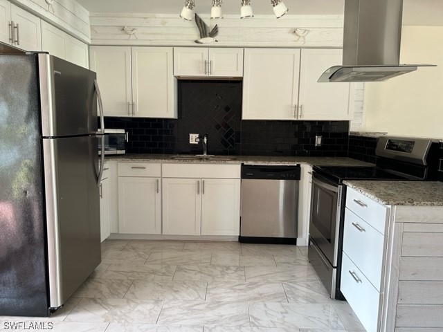 656 Palm View Drive #4 Naples FL 34110 223084715 image1