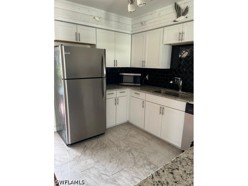 656 Palm View Drive #4 Naples FL 34110 226024852 image2
