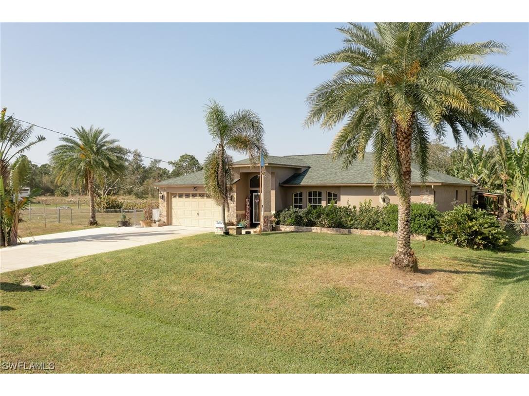 6560 Arbor Avenue Fort Myers FL 33905 223015074 image1