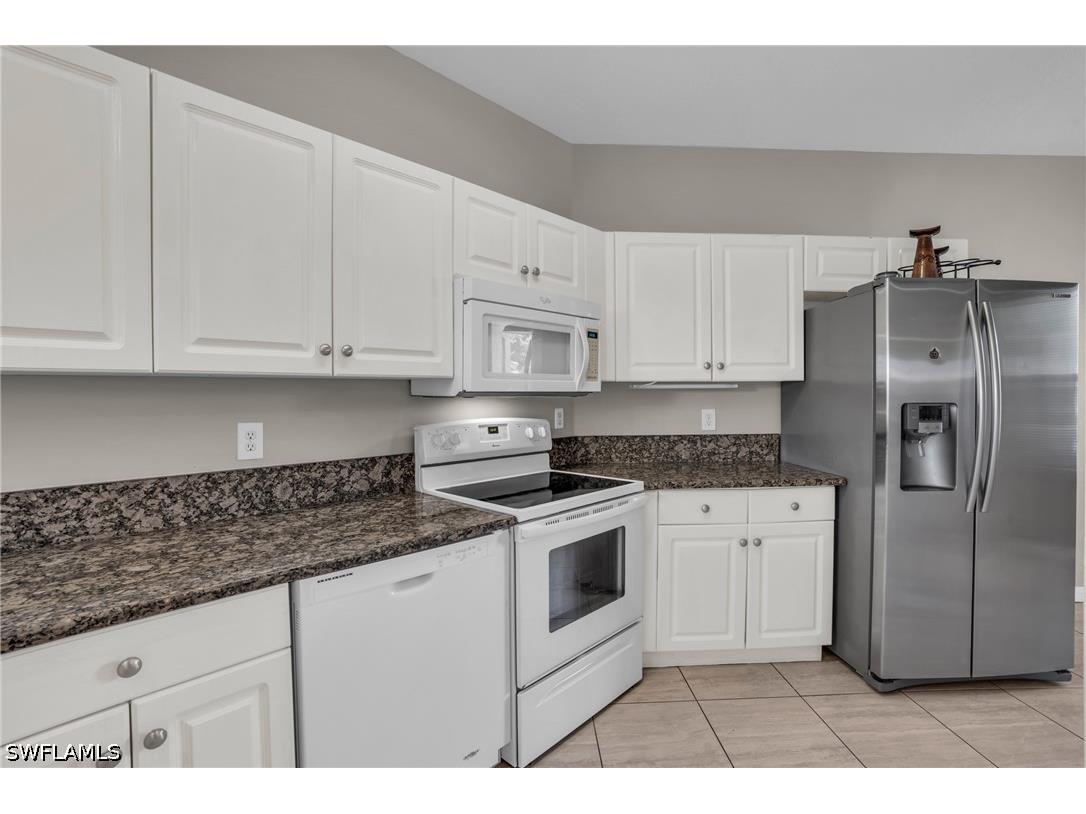6560 Huntington Lakes Circle #101 Naples FL 34119 226024543 image3