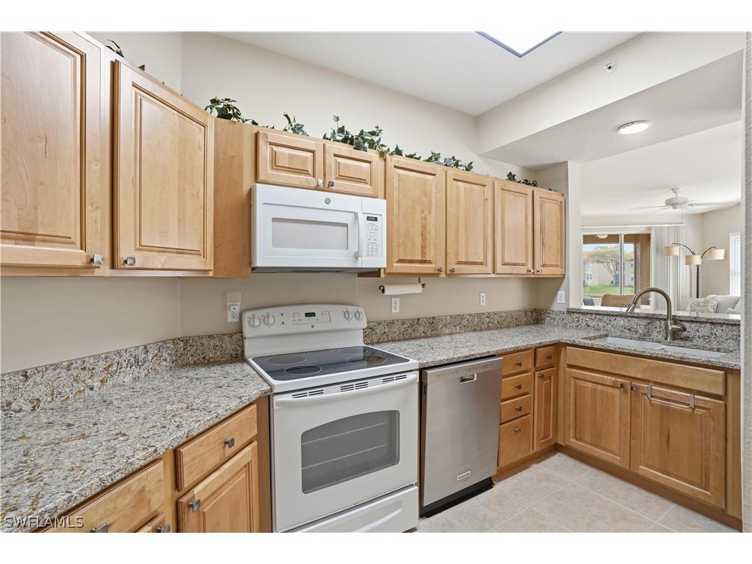 6560 Huntington Lakes Circle #104 Naples FL 34119 226009728 image18