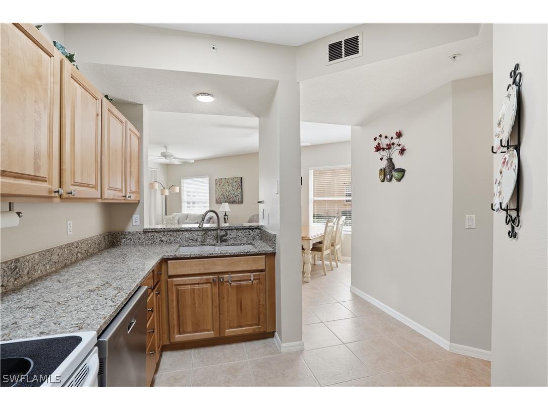 6560 Huntington Lakes Circle #104 Naples FL 34119 226009728 image19