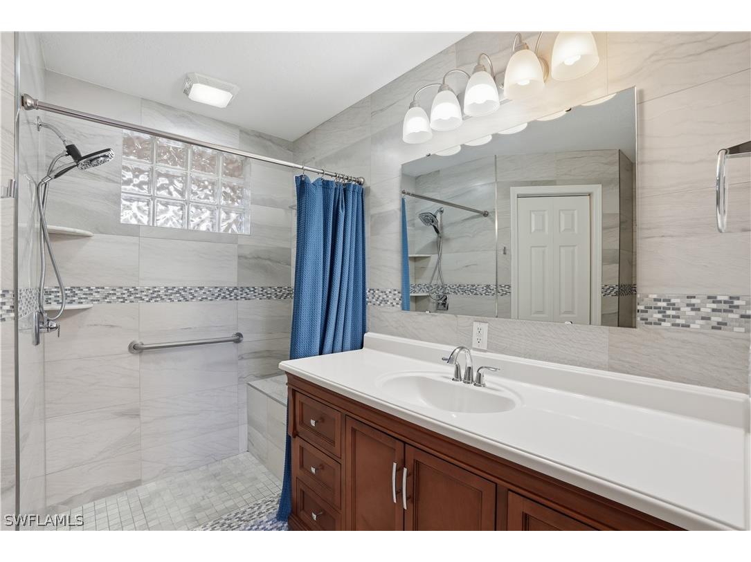 6560 Huntington Lakes Circle #104 Naples FL 34119 226009728 image27