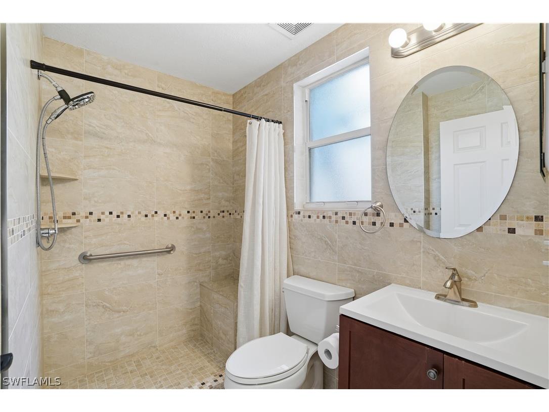 6560 Huntington Lakes Circle #104 Naples FL 34119 226009728 image33