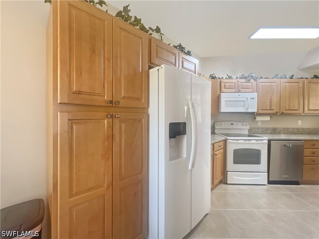 6560 Huntington Lakes Circle #104 Naples FL 34119 226009728 image50