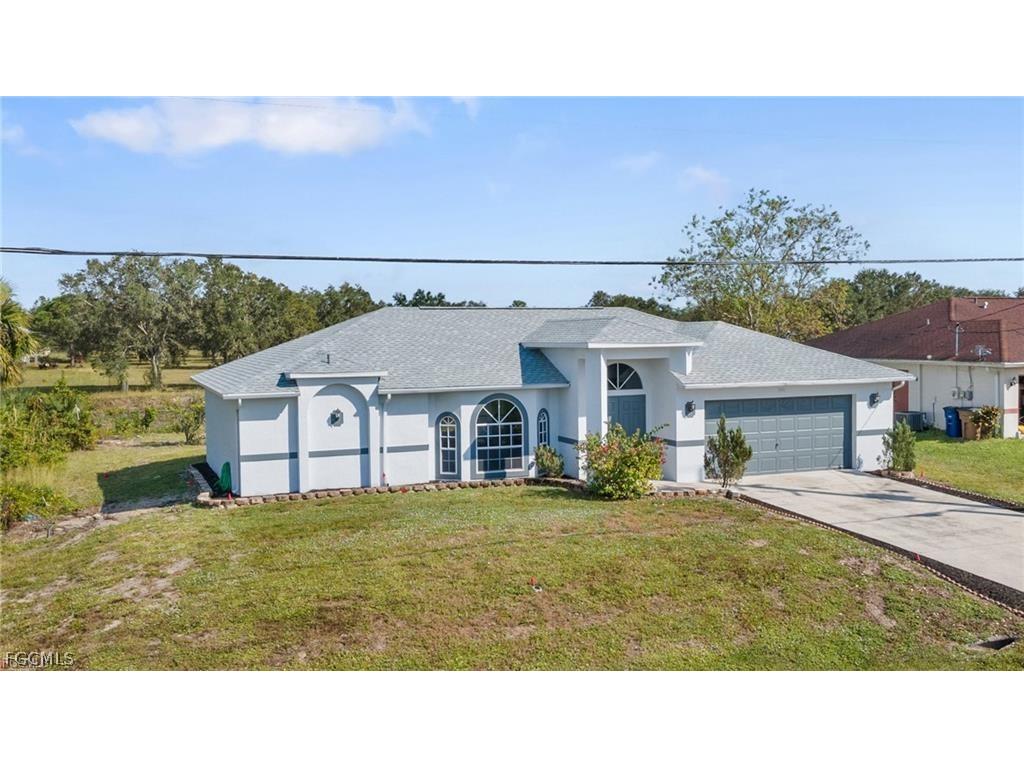 6561 Astoria Avenue Fort Myers FL 33905 2026008387 image1