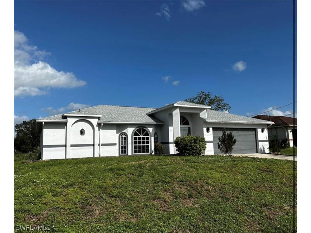 6561 Astoria Avenue Fort Myers FL 33905 224022348 image1