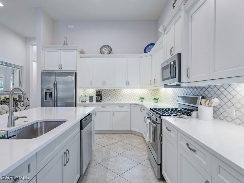 6562 Amarone Lane Naples FL 34113 225071702 image7