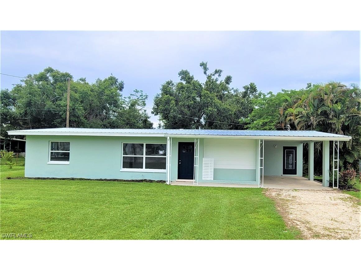 657 Canal Drive North Fort Myers FL 33903 223042138 image1