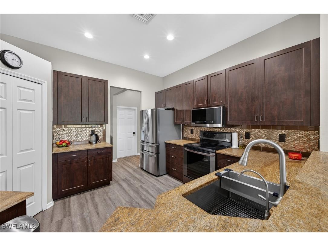 657 Grand Rapids Boulevard Naples FL 34120 226000955 image10