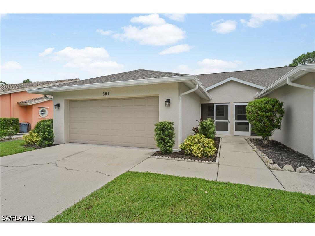 657 Saint Andrews Boulevard Naples FL 34113 226021315 image1