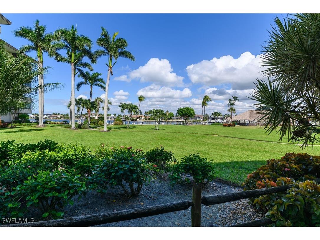 657 Seaview Court #J1 Marco Island FL 34145 225084308 image1