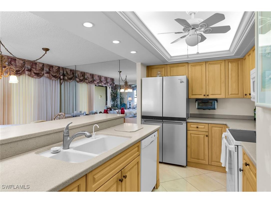 657 Seaview Court #J1 Marco Island FL 34145 225084308 image11