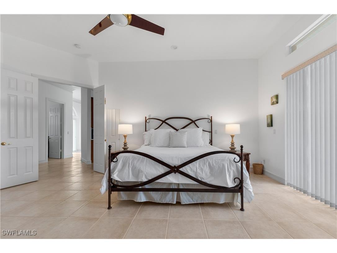 657 Soliel Drive Naples FL 34110 224104996 image8